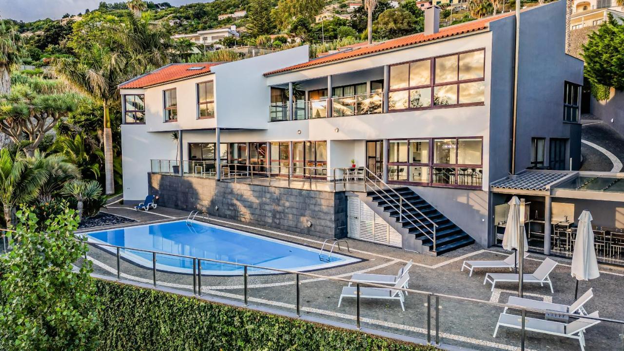 Ample Villa With Pool And Gorgeous Ocean View 丰沙尔 外观 照片