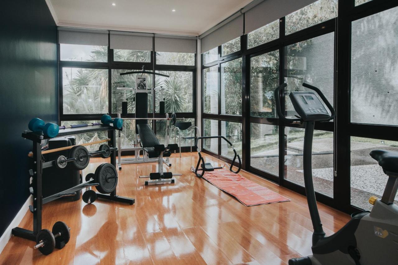 Ample Villa With Pool And Gorgeous Ocean View 丰沙尔 外观 照片
