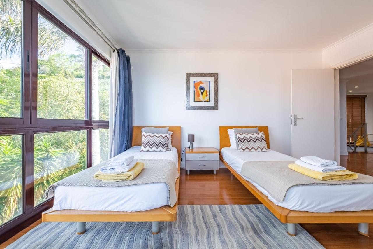 Ample Villa With Pool And Gorgeous Ocean View 丰沙尔 外观 照片